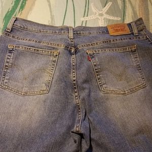 Levis 550 jeans